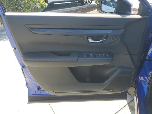 new 2025 Honda CR-V Hybrid car, priced at $39,929