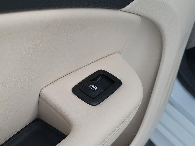 used 2015 Chrysler 200 car, priced at $8,999