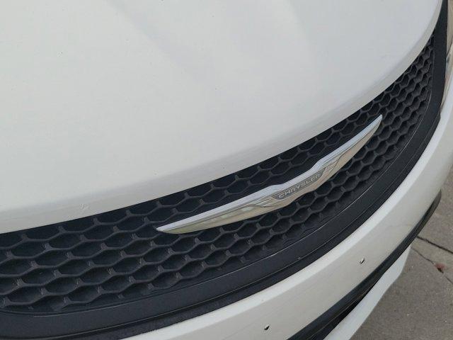 used 2015 Chrysler 200 car, priced at $8,999