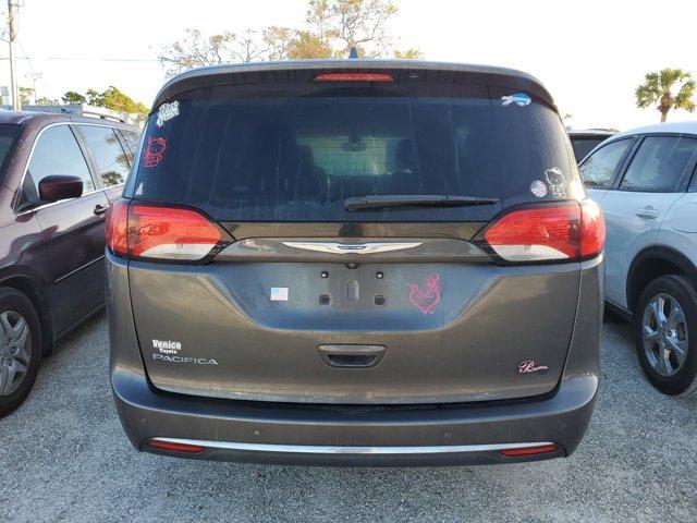 used 2019 Chrysler Pacifica car