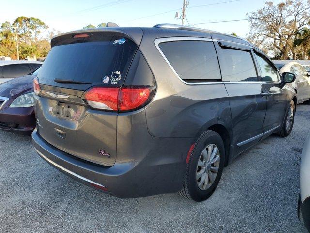 used 2019 Chrysler Pacifica car