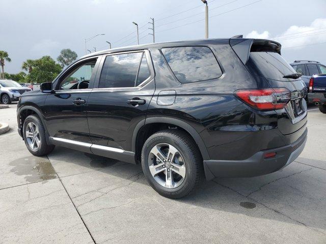 new 2025 Honda Pilot car, priced at $47,425