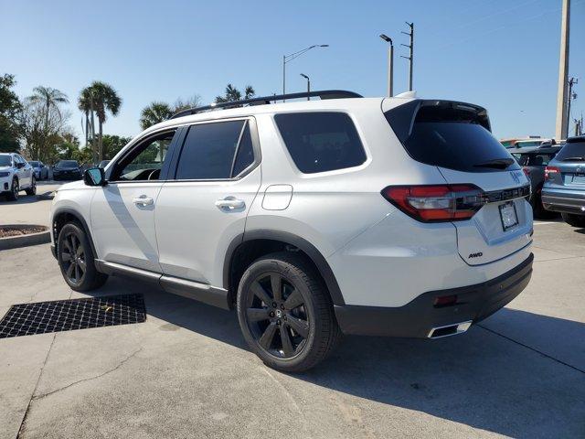 new 2025 Honda Pilot car, priced at $56,485