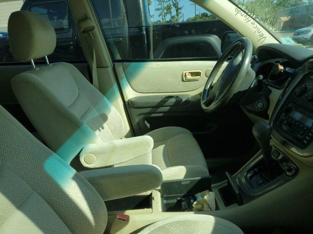 used 2003 Toyota Highlander car
