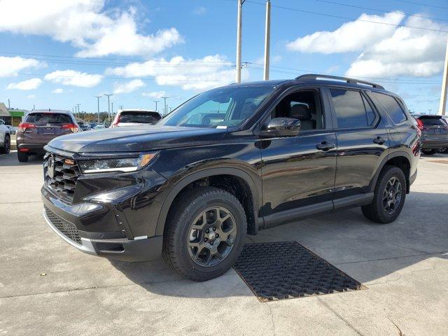 new 2025 Honda Pilot car, priced at $50,795