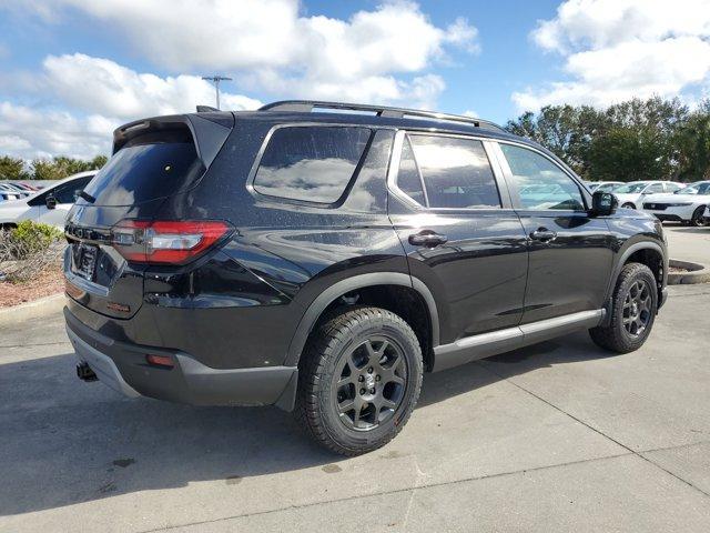 new 2025 Honda Pilot car, priced at $50,795