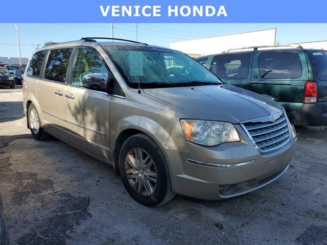 used 2008 Chrysler Town & Country car