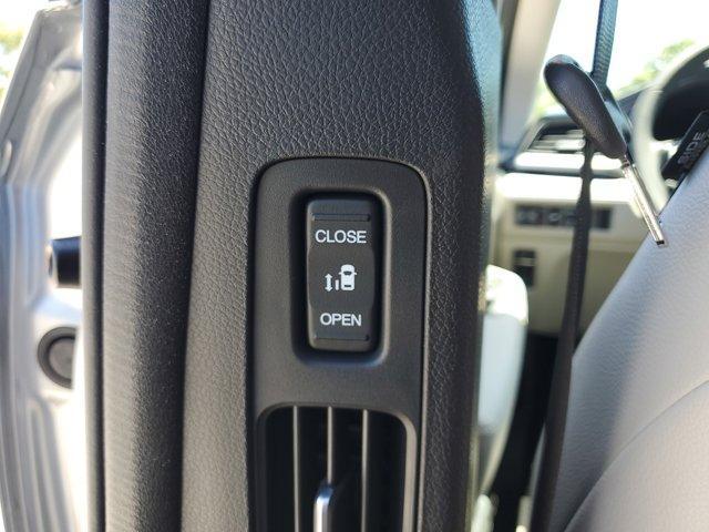 new 2025 Honda Odyssey car, priced at $45,397