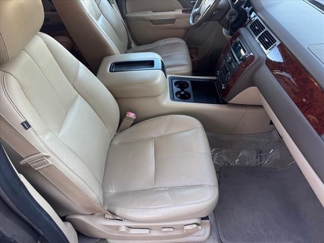 used 2014 Chevrolet Suburban car, priced at $16,500