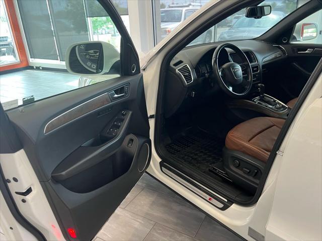 used 2011 Audi Q5 car, priced at $8,490