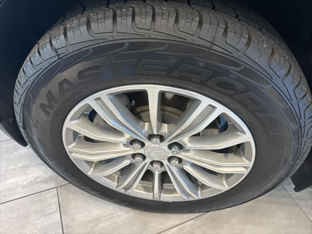 used 2018 Cadillac XT5 car, priced at $22,990