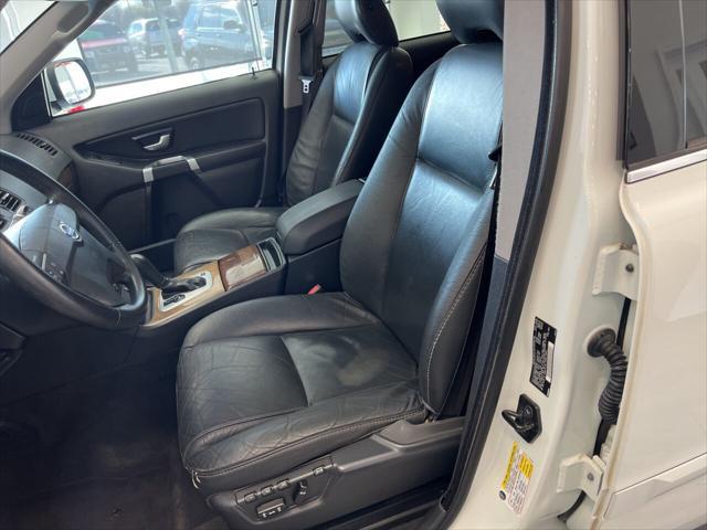 used 2009 Volvo XC90 car, priced at $7,490