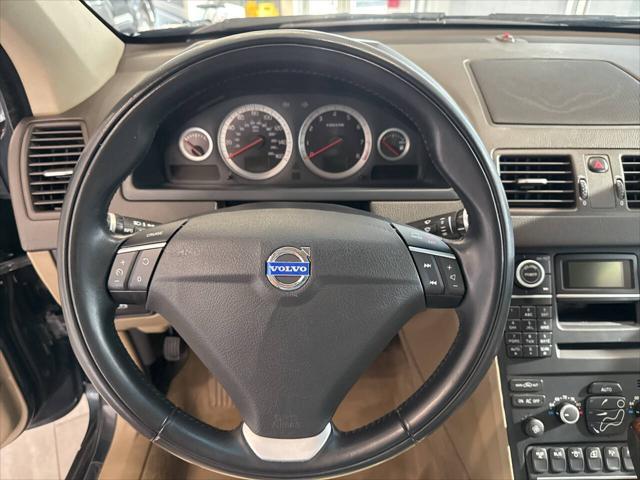used 2014 Volvo XC90 car, priced at $10,490
