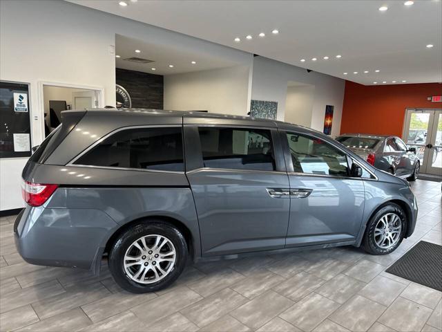 used 2013 Honda Odyssey car, priced at $10,490