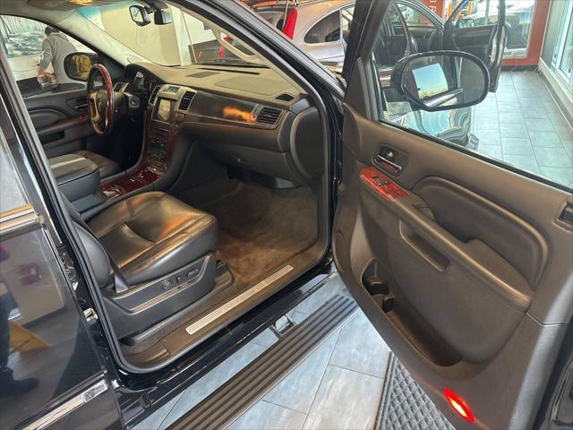 used 2011 Cadillac Escalade ESV car, priced at $16,990