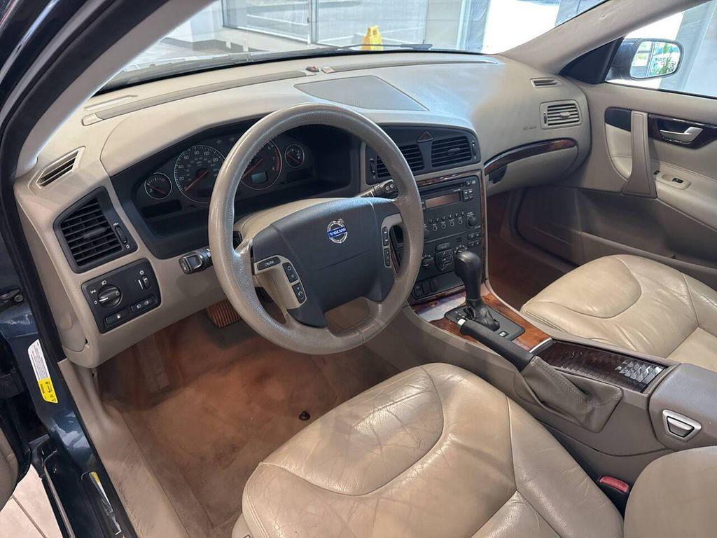 used 2006 Volvo V70 car, priced at $7,990