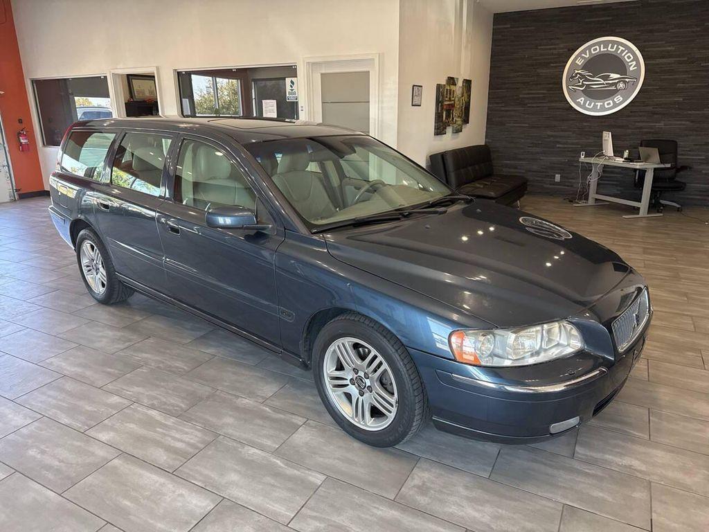 used 2006 Volvo V70 car, priced at $7,990