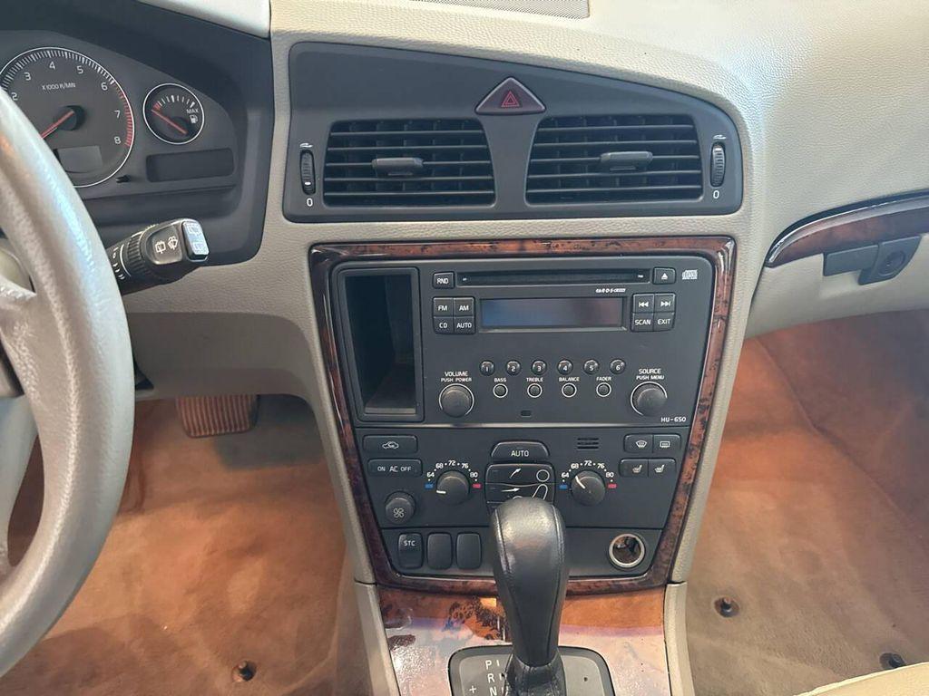 used 2006 Volvo V70 car, priced at $7,990