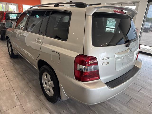 used 2007 Toyota Highlander car, priced at $7,590
