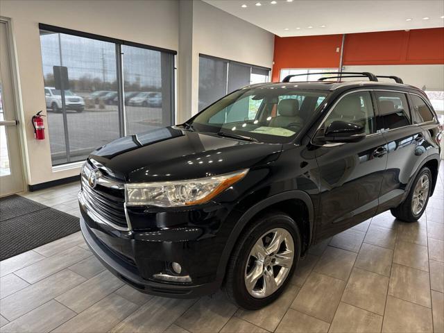 used 2015 Toyota Highlander car, priced at $18,990