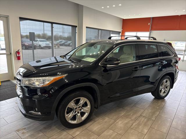 used 2015 Toyota Highlander car, priced at $18,990