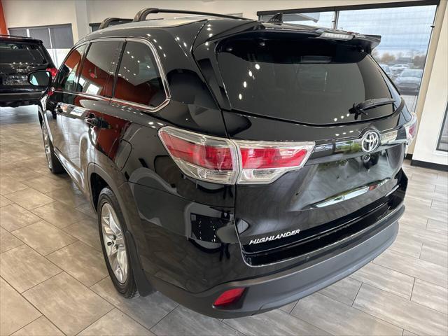 used 2015 Toyota Highlander car, priced at $18,990