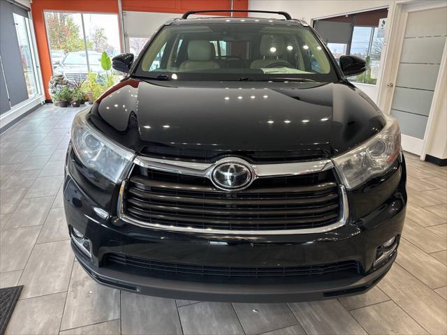 used 2015 Toyota Highlander car, priced at $18,990