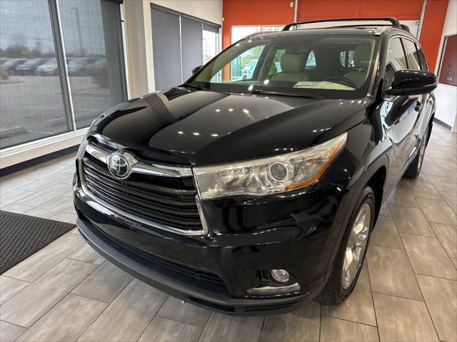 used 2015 Toyota Highlander car, priced at $18,990