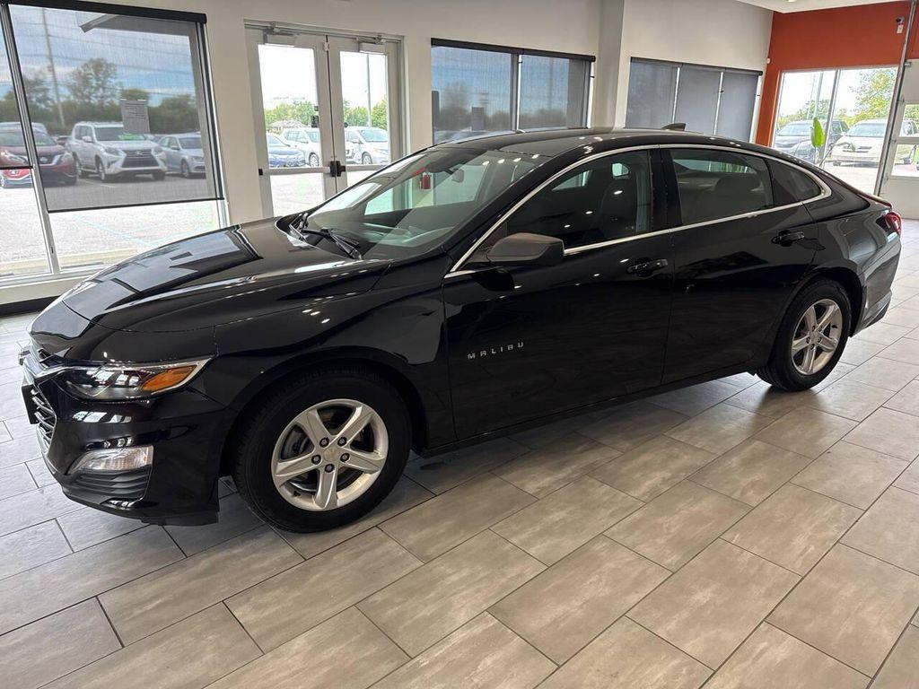 used 2019 Chevrolet Malibu car, priced at $13,490