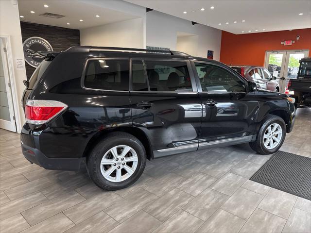 used 2013 Toyota Highlander car, priced at $9,990