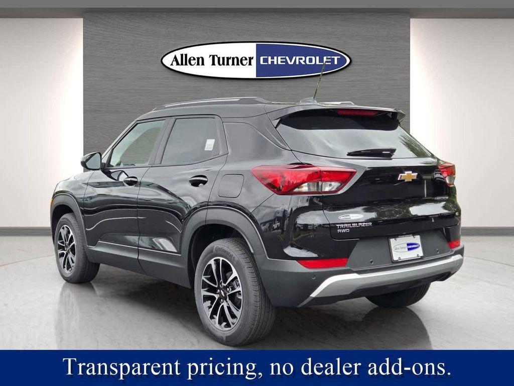new 2026 Chevrolet TrailBlazer car, priced at $27,875