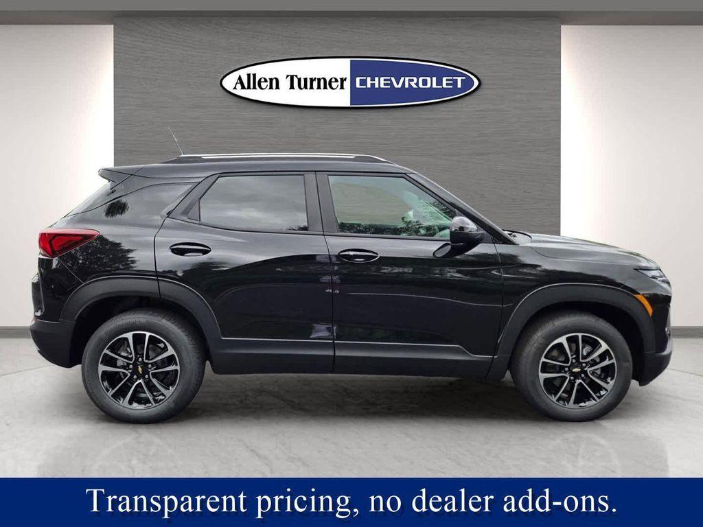 new 2026 Chevrolet TrailBlazer car, priced at $27,875