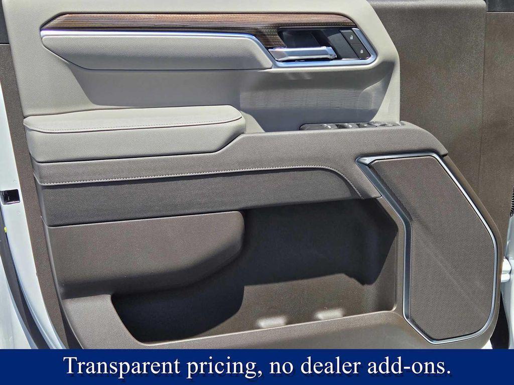 new 2025 Chevrolet Silverado 1500 car, priced at $46,620