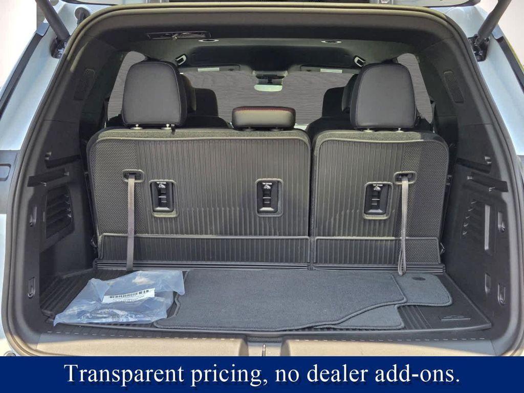 new 2026 Chevrolet Traverse car, priced at $56,710