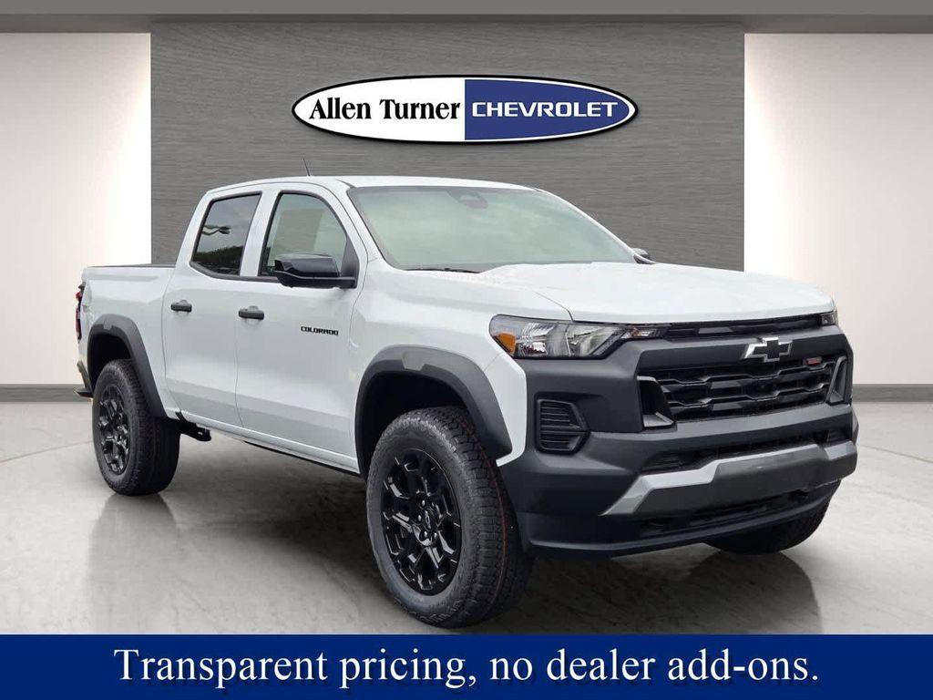 new 2026 Chevrolet Colorado car, priced at $44,625