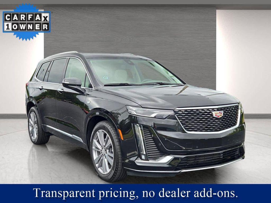 used 2025 Cadillac XT6 car, priced at $49,701