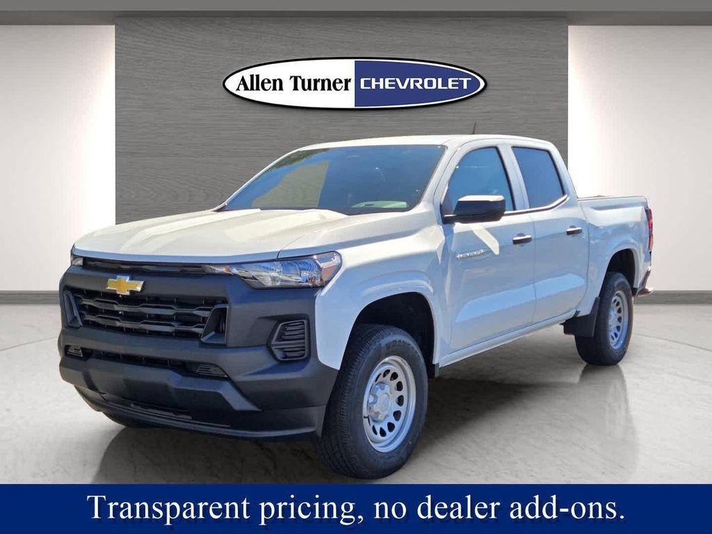 new 2026 Chevrolet Colorado car, priced at $32,400