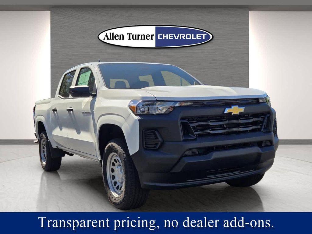 new 2026 Chevrolet Colorado car, priced at $32,400