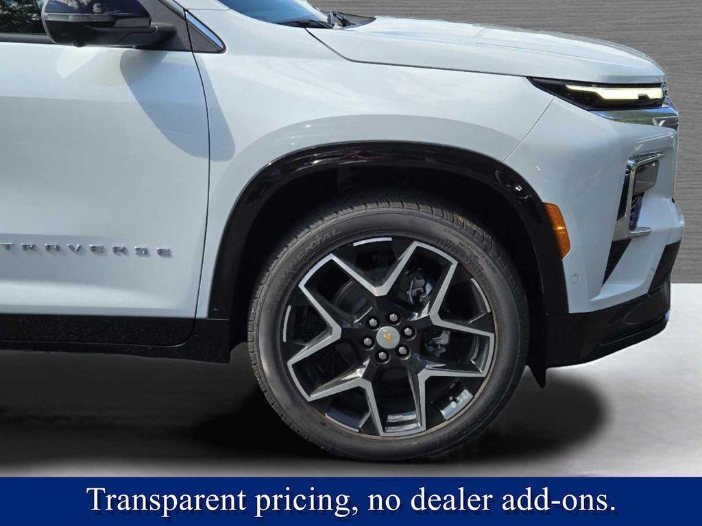 new 2026 Chevrolet Traverse car, priced at $56,045