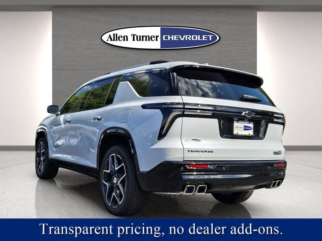 new 2026 Chevrolet Traverse car, priced at $56,045