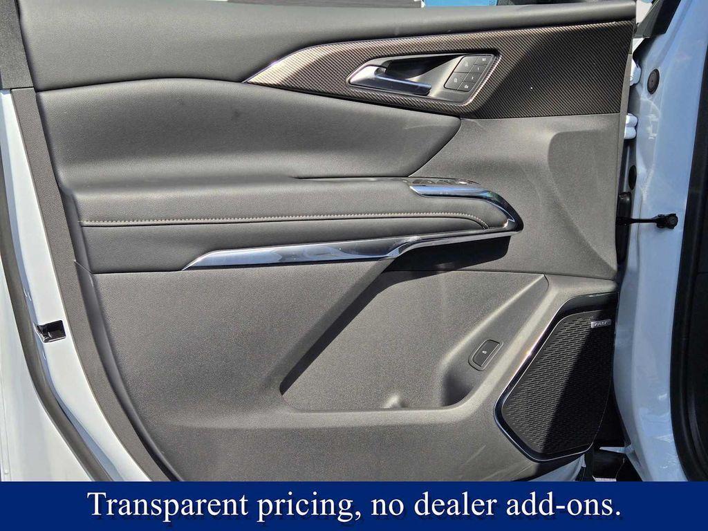 new 2026 Chevrolet Traverse car, priced at $56,045