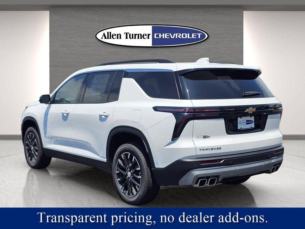 new 2026 Chevrolet Traverse car, priced at $48,305