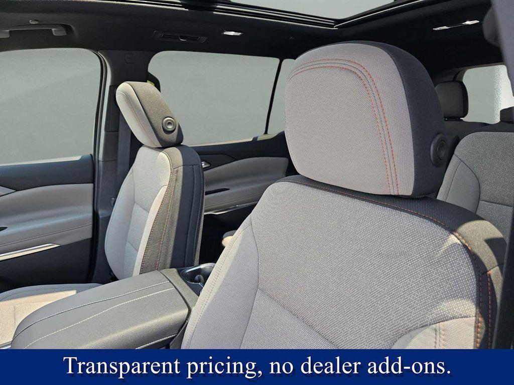 new 2026 Chevrolet Traverse car, priced at $48,305