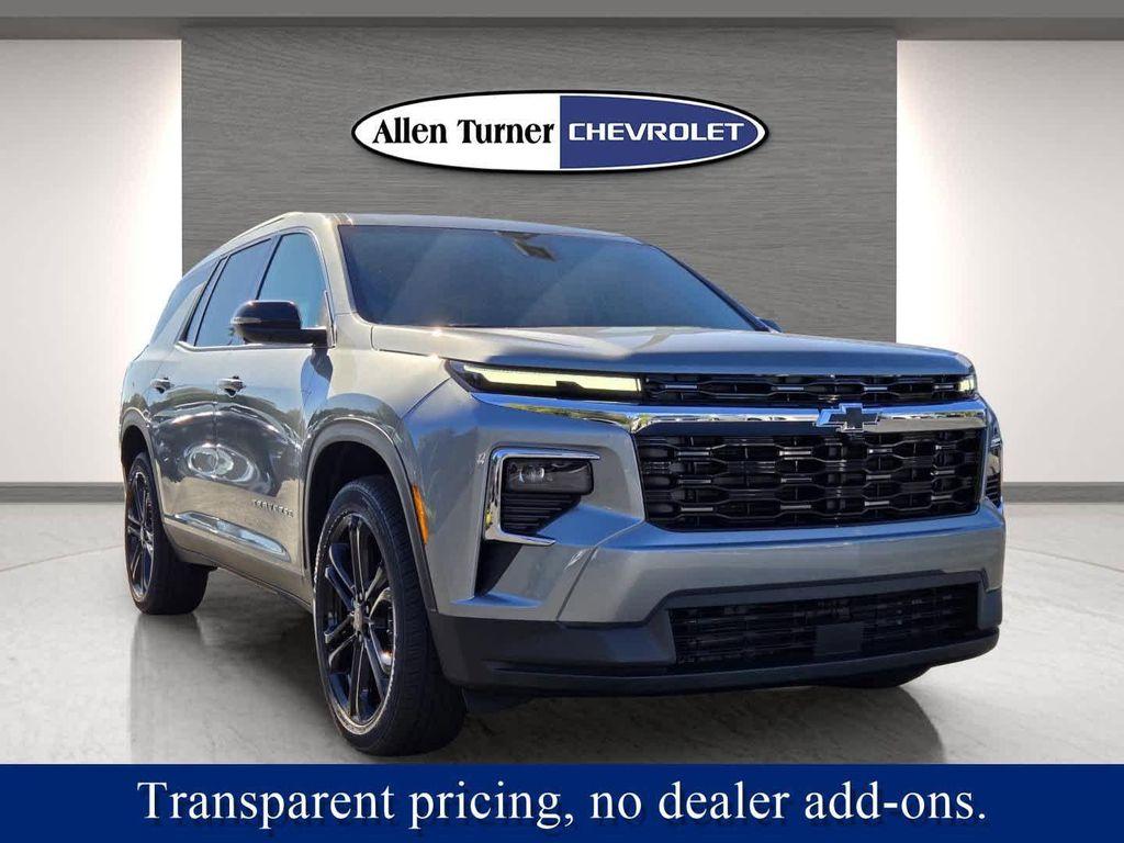 new 2026 Chevrolet Traverse car, priced at $46,915