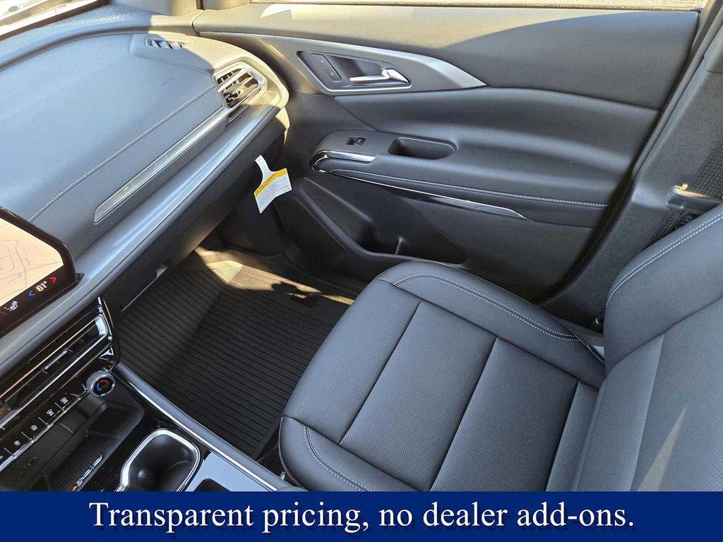 new 2026 Chevrolet Traverse car, priced at $46,915