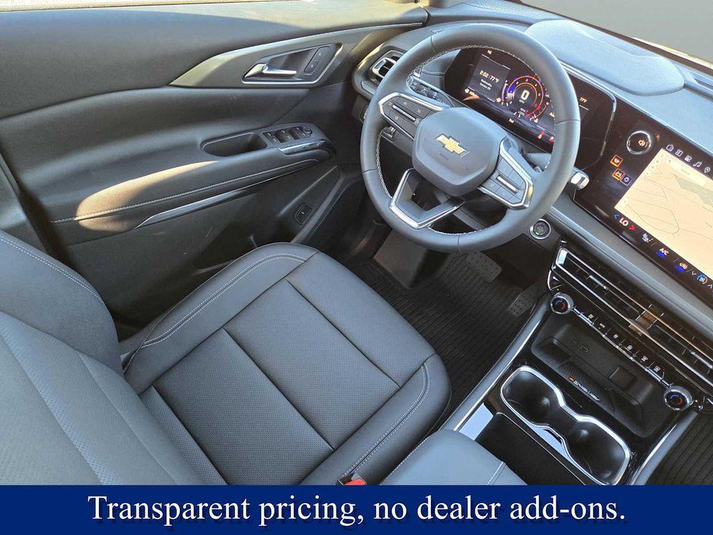 new 2026 Chevrolet Traverse car, priced at $46,915