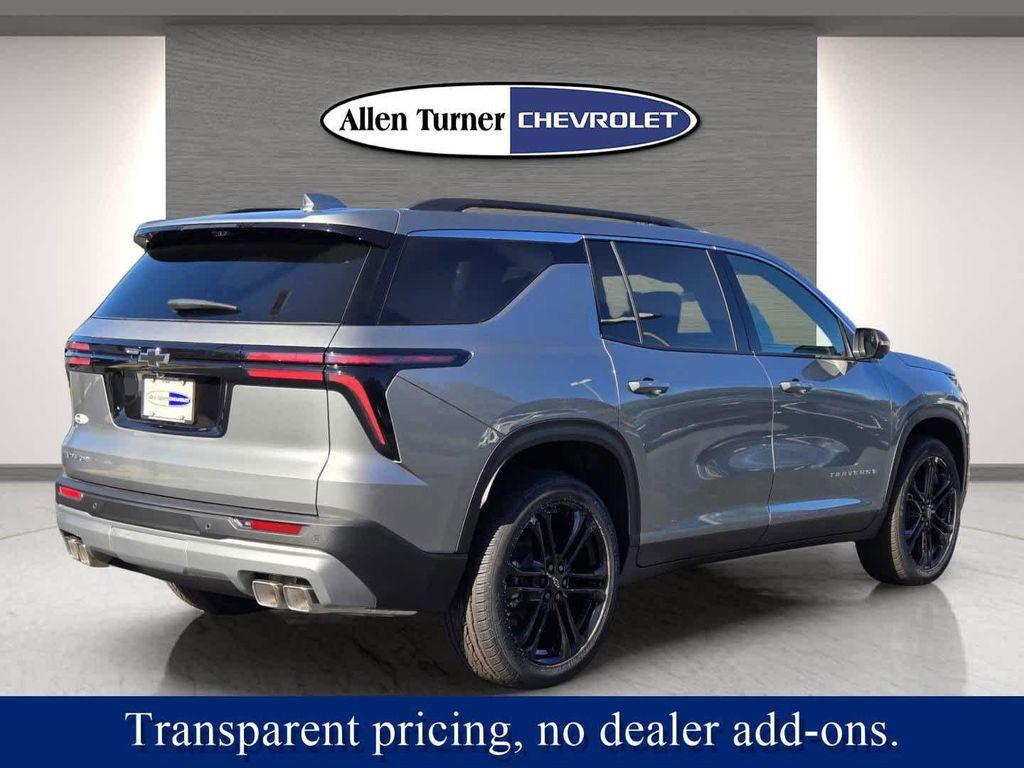 new 2026 Chevrolet Traverse car, priced at $46,915