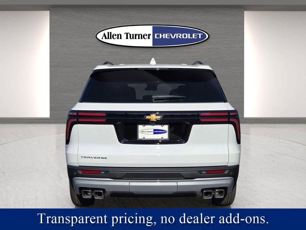 new 2026 Chevrolet Traverse car, priced at $44,895