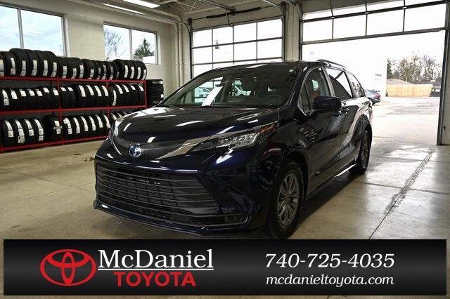 used 2022 Toyota Sienna car, priced at $38,900