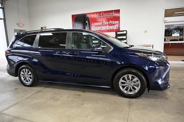 used 2022 Toyota Sienna car, priced at $38,900